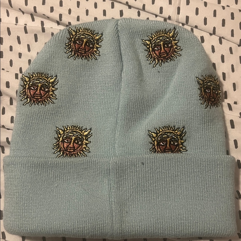 SUBLIME UNISEX SUN LOGO BEANIE EMBROIDERED KNIT LIGHT BLUE NWOT LICENSED - Picture 6 of 7